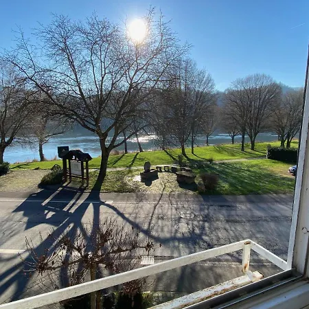 Weingut Krupka Riverside Apartment *