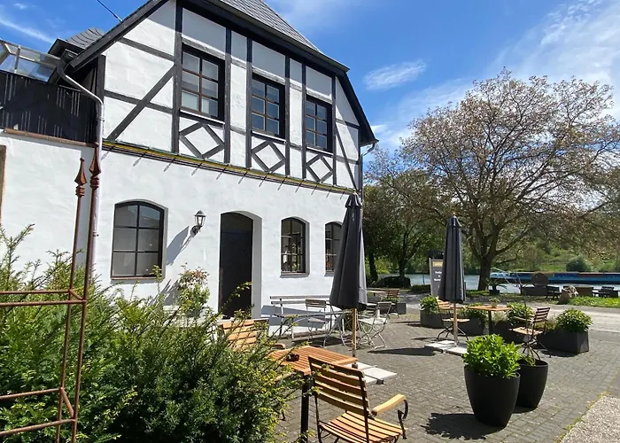 Weingut Krupka Riverside Kröv